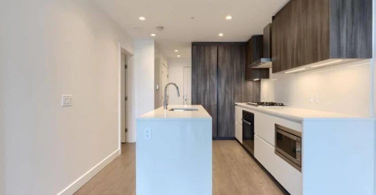 1xxx-6328 No 3 Road, Richmond, BC, V6Y 0L6 - 3
