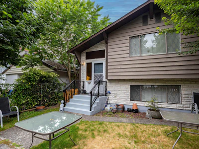 2351 Hawthorne Avenue - 3