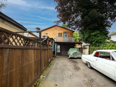 2351 Hawthorne Avenue - 4
