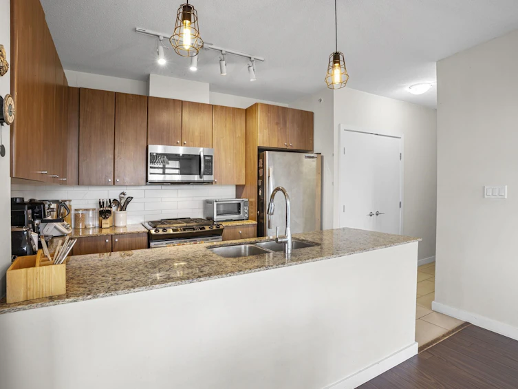 1908-280 Ross Drive, New Westminster, BC, V3L 0C2 - 9