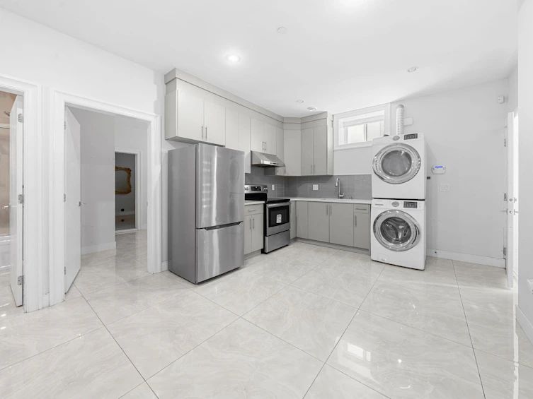 3419 E 48th Avenue, Vancouver, BC, V5S 1H6 - 21