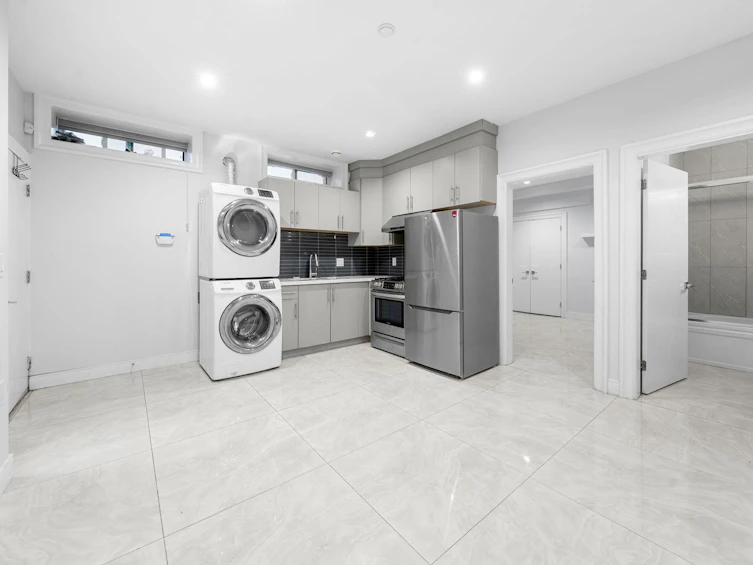 3419 E 48th Avenue, Vancouver, BC, V5S 1H6 - 22