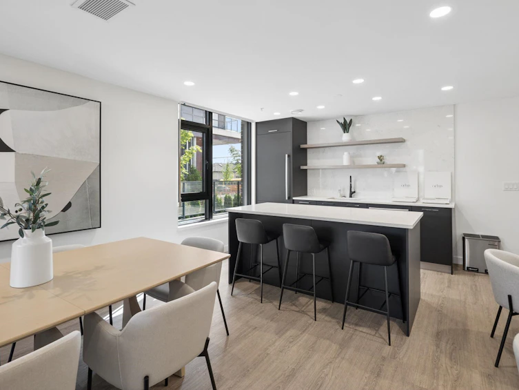 604-8398 Oak Street, Vancouver, BC, V6P 0L9 - 11