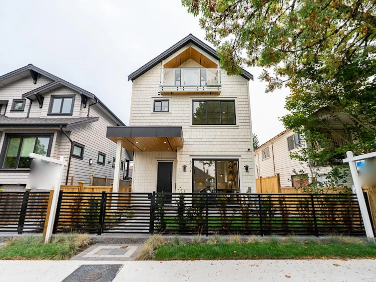 1-5304 Elgin Street, Vancouver, BC, V5W 3J8 - 2