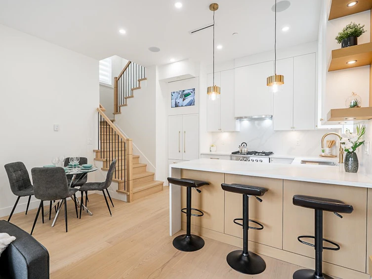 1-5304 Elgin Street, Vancouver, BC, V5W 3J8 - 11
