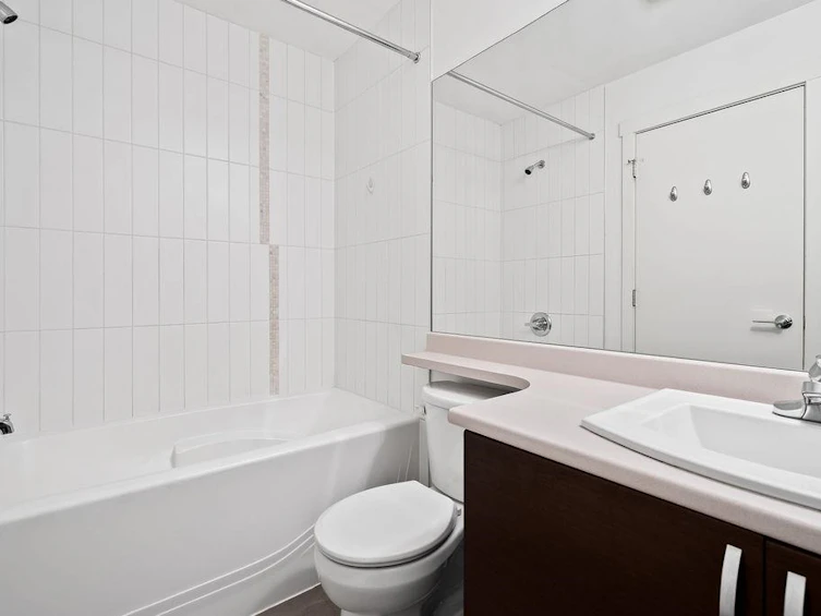328-13789 107a Avenue, Surrey, BC, V3T 0B8 - 17