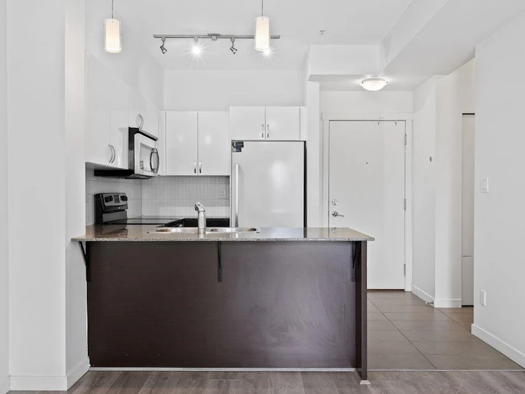328-13789 107a Avenue, Surrey, BC, V3T 0B8 - 14