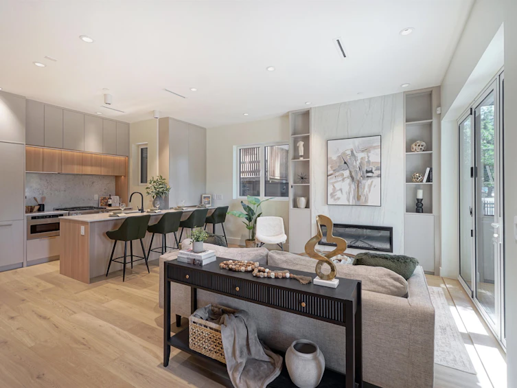 1-3315 W 10th Street, Vancouver, BC, V6R 2E5 - 4