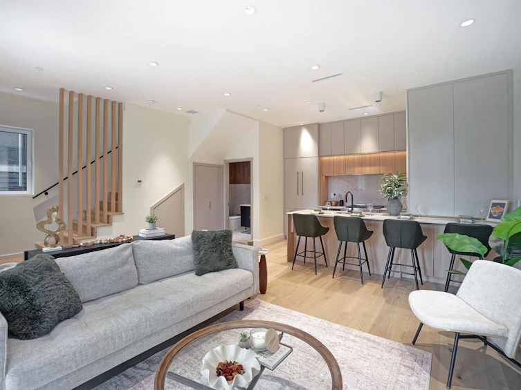 1-3315 W 10th Street, Vancouver, BC, V6R 2E5 - 7