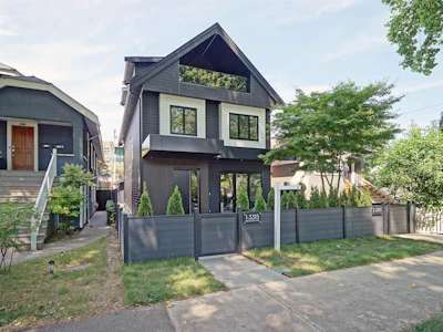 1-3315 W 10th Street - 2