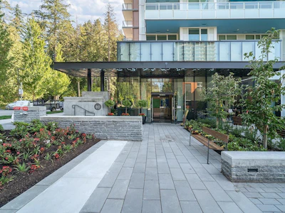 1809-5608 Berton Avenue - 3
