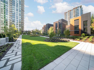 1809-5608 Berton Avenue - 4