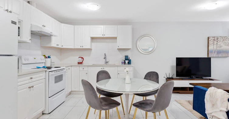 20xx Edinburgh Street, New Westminster, BC, V3M 2X6 - 7