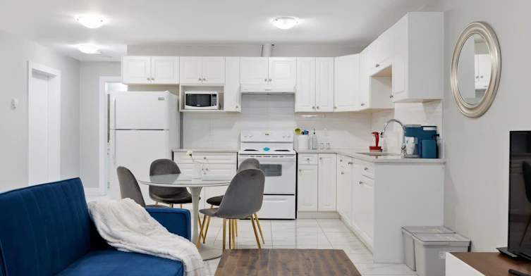 20xx Edinburgh Street, New Westminster, BC, V3M 2X6 - 4