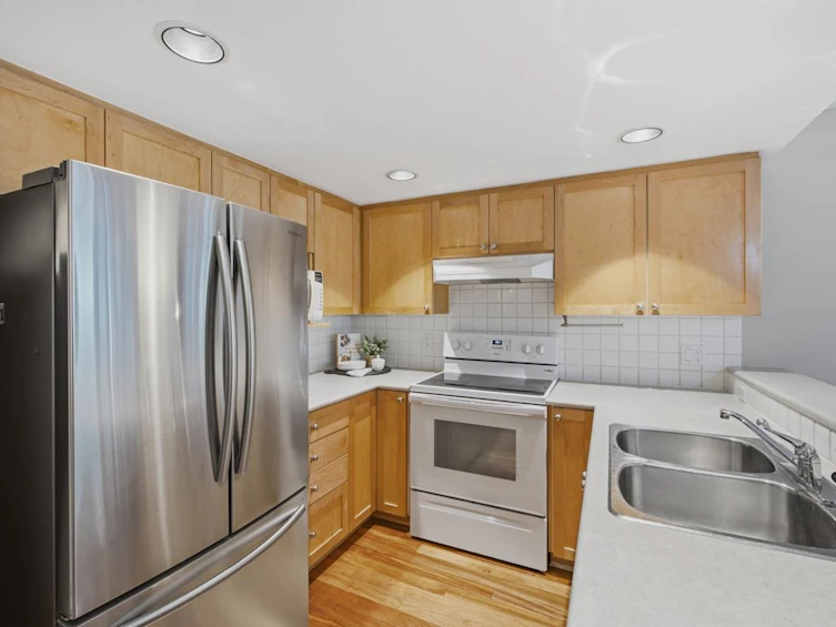 3018 W 4th Avenue, Vancouver, BC, V6K 1L4 - 13