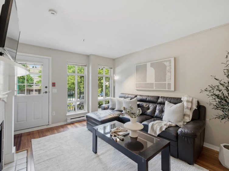 3018 W 4th Avenue, Vancouver, BC, V6K 1L4