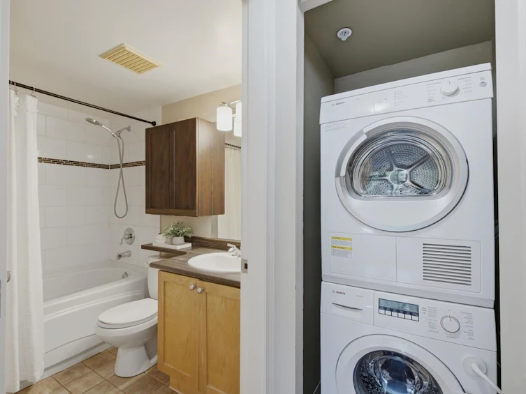 3018 W 4th Avenue, Vancouver, BC, V6K 1L4 - 18