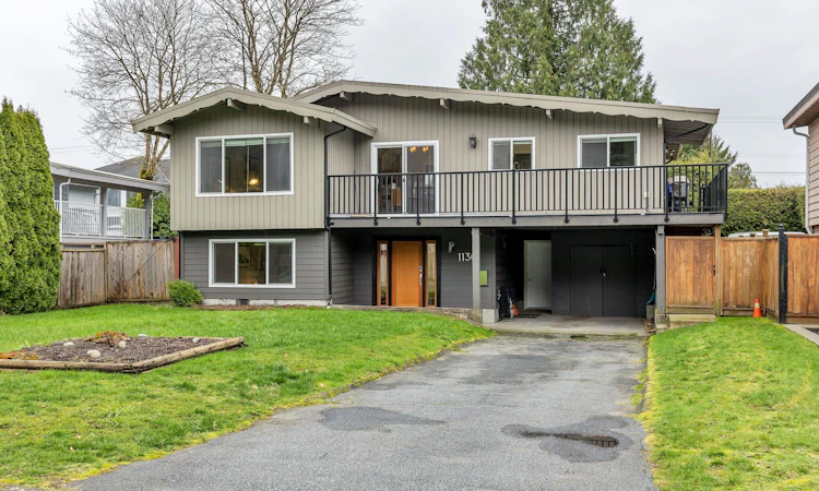 1130 Blue Heron Crescent