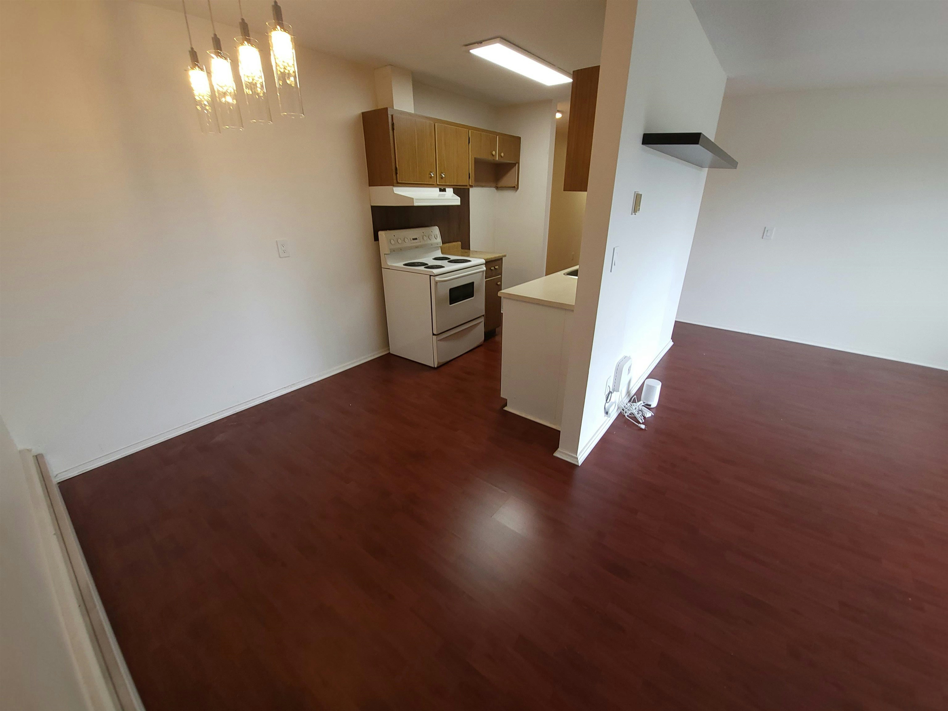 302-8020 Ryan Road, Richmond, BC, V7A 2E5 - 8