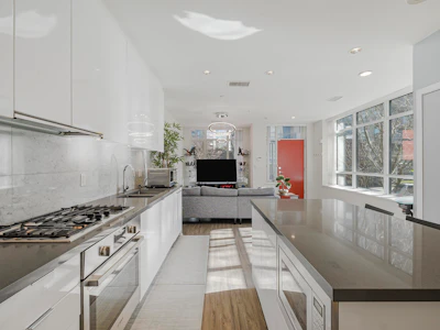 21-7338 Gollner Avenue - 4