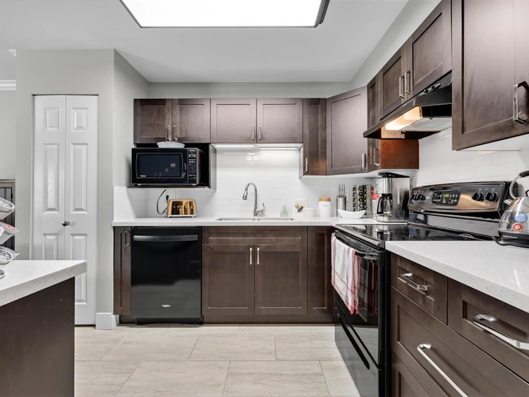 316-13733 74 Avenue, Surrey, BC, V3W 1B8 - 11