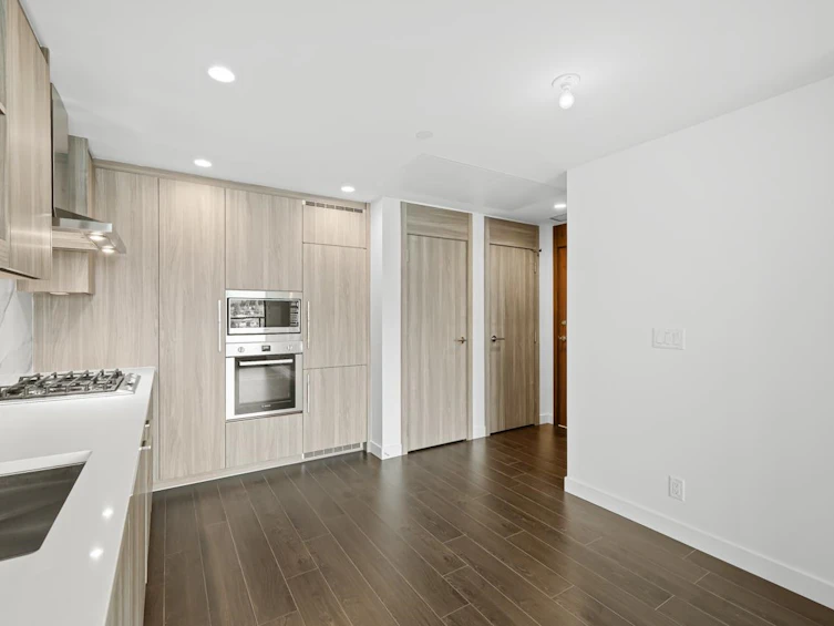 2505-4890 Lougheed Highway, Burnaby, BC, V5C 0N2 - 9