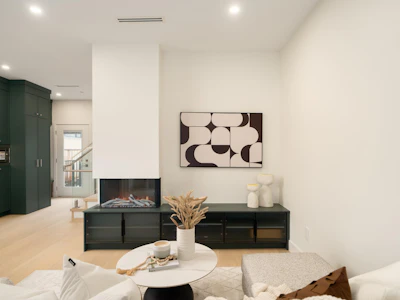 1-8508 East Boulevard - 5