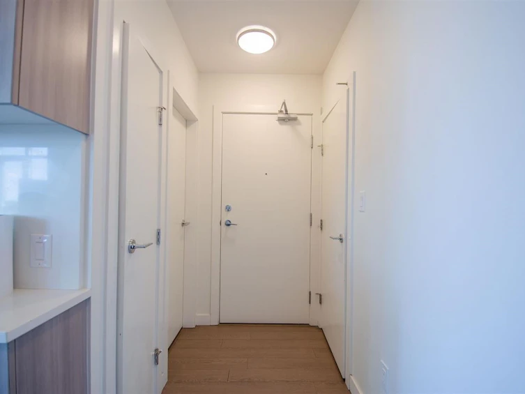 2506-13308 Central Avenue, Surrey, BC, V3T 0M4 - 13
