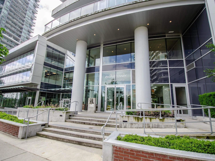 2506-13308 Central Avenue, Surrey, BC, V3T 0M4 - 3