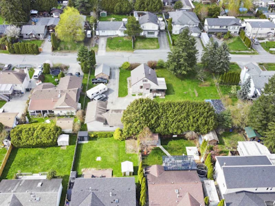 20138 Lorne Avenue - 3