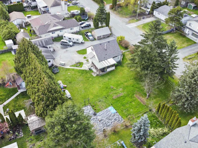 20138 Lorne Avenue - 2
