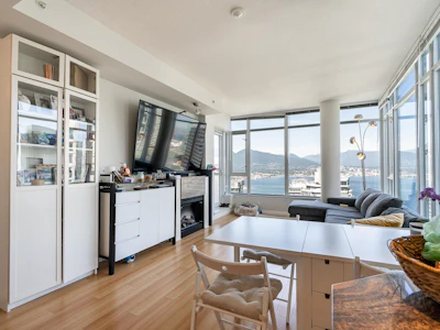 2905-1211 Melville Street - 4