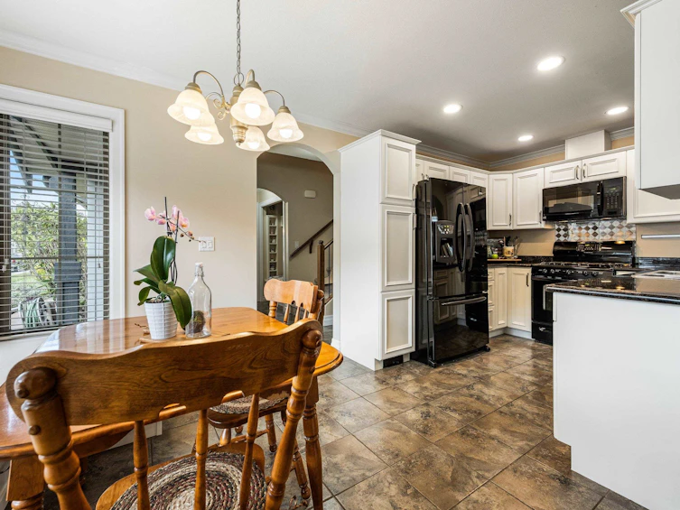 74-44523 Mclaren Drive, Chilliwack, BC, V2R 0C2 - 3