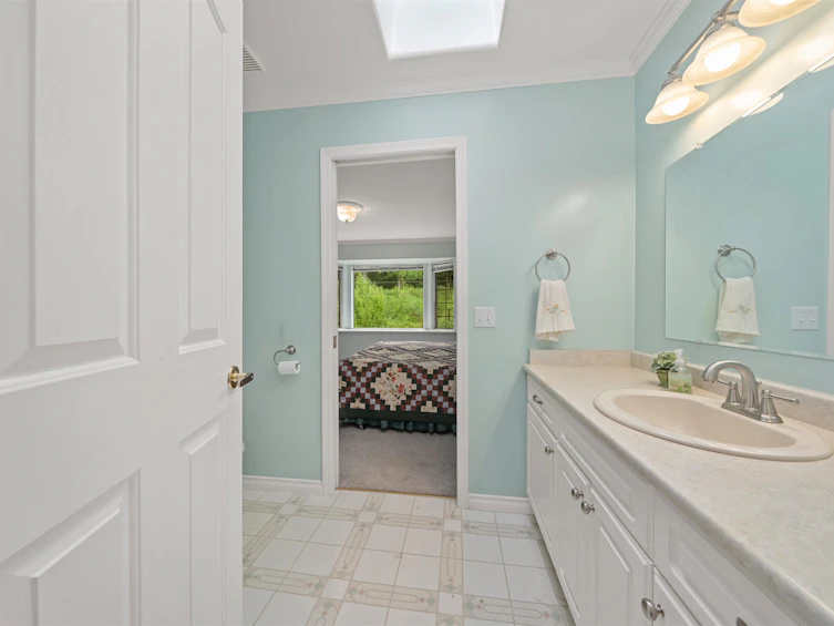 27660 128 Avenue, Maple Ridge, BC, V2W 1N5 - 26