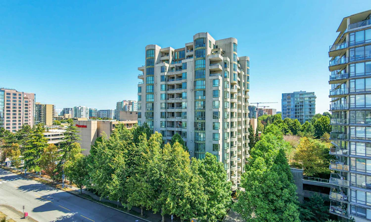 1106-7380 Elmbridge Way