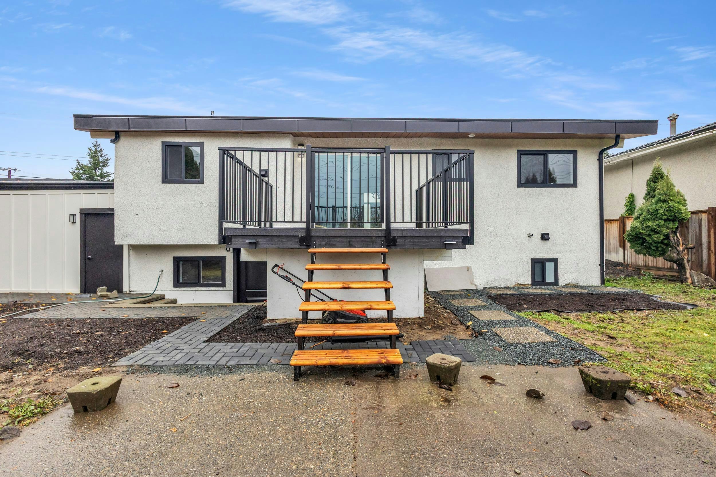 45122 Balmoral Avenue, Chilliwack, BC, V2R 3G8