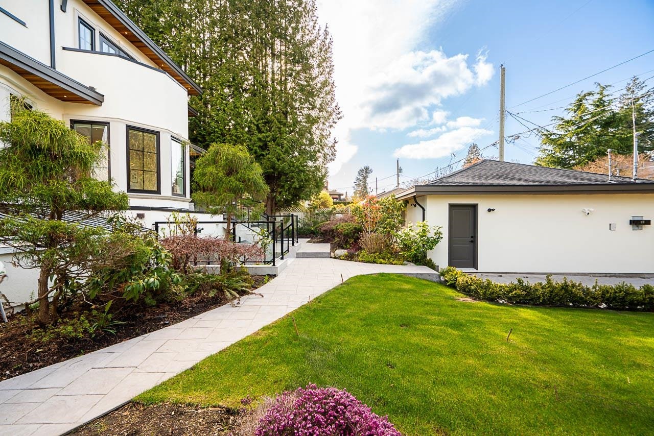 1203 W 38th Avenue, Vancouver, BC, V6M 1R2 - 36