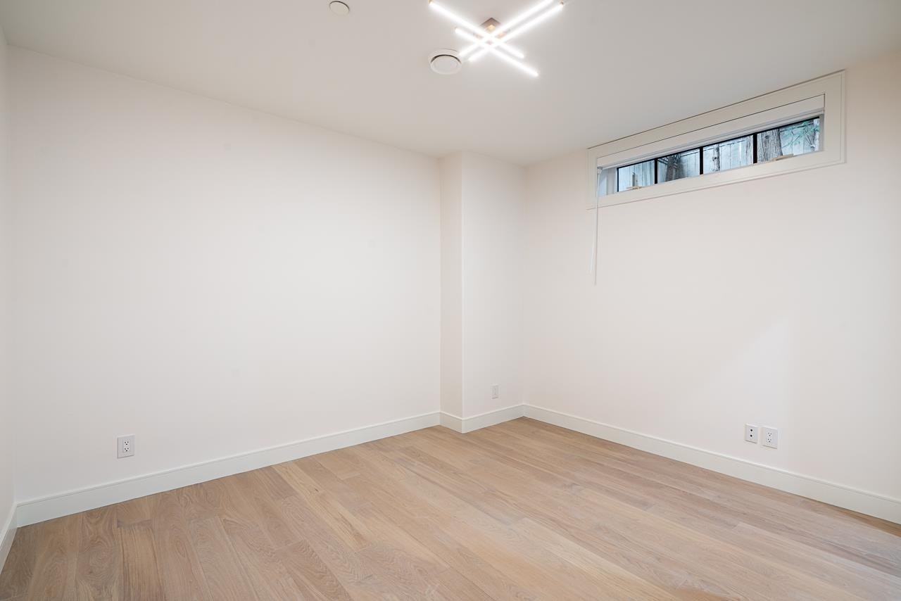 1203 W 38th Avenue, Vancouver, BC, V6M 1R2 - 31