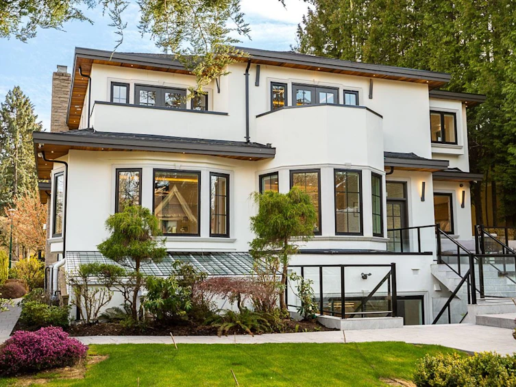 1203 W 38th Avenue, Vancouver, BC, V6M 1R2 - 38