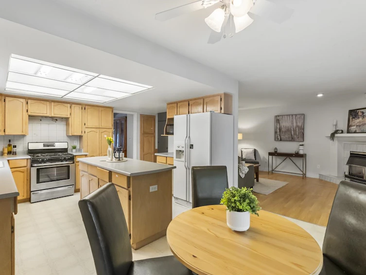 8819 157 Street, Surrey, BC, V4N 2Y8 - 12