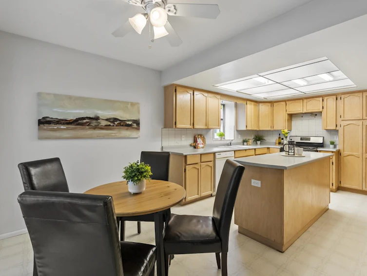 8819 157 Street, Surrey, BC, V4N 2Y8 - 11