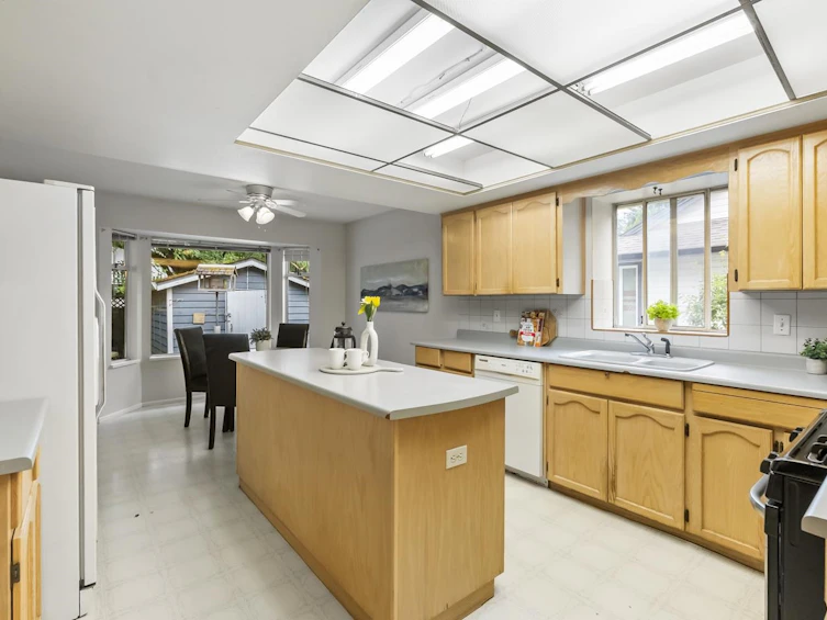 8819 157 Street, Surrey, BC, V4N 2Y8 - 10