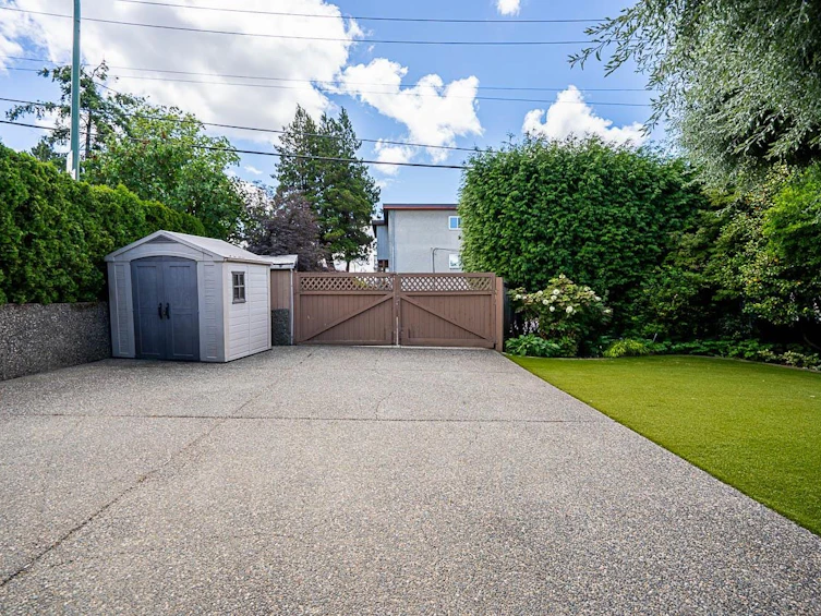 3896 Elmwood Street, Burnaby, BC, V5G 1S1 - 29