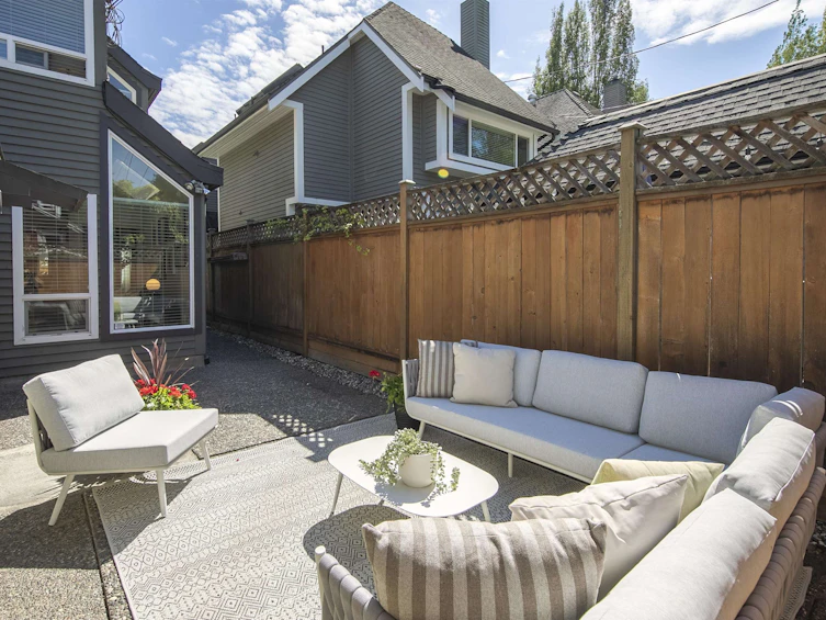3385 W 8th Avenue, Vancouver, BC, V6R 1Y3 - 9