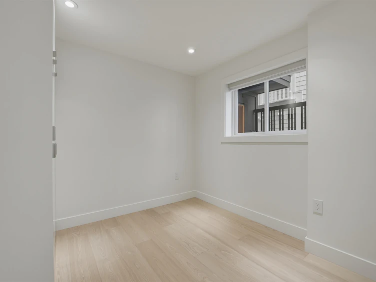 3118 W 42nd Avenue, Vancouver, BC, V6N 3H2 - 8