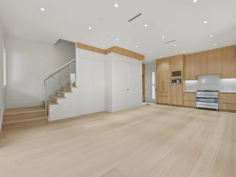 3118 W 42nd Avenue, Vancouver, BC, V6N 3H2 - 34
