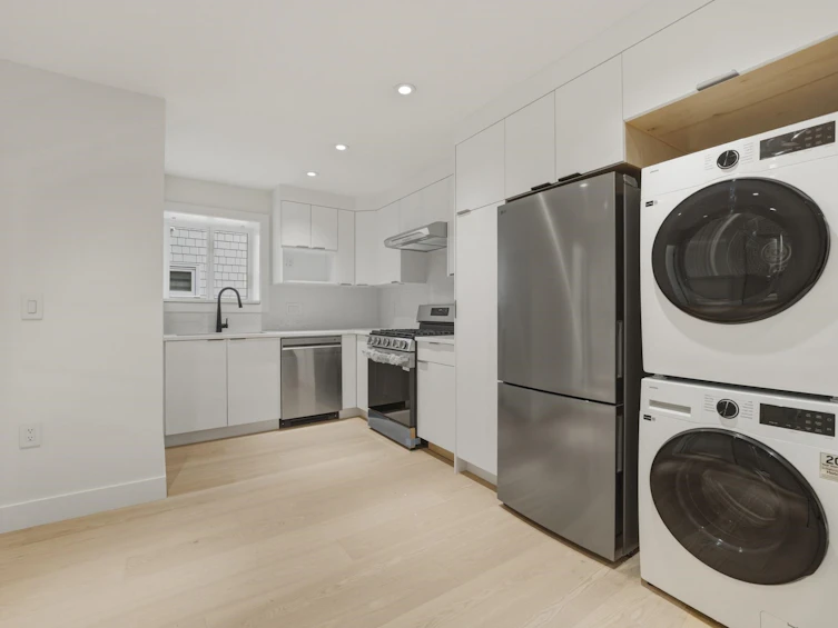 3118 W 42nd Avenue, Vancouver, BC, V6N 3H2 - 10