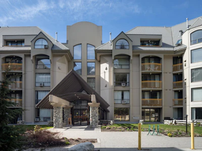 613-4809 Spearhead Drive - 3