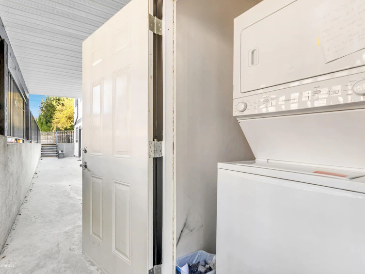 14185 74 Avenue, Surrey, BC, V3W 7N2 - 37