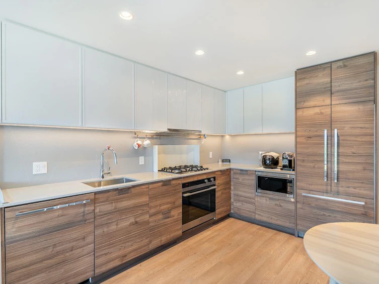 2101-1045 Austin Avenue, Coquitlam, BC, V3K 0G9 - 9